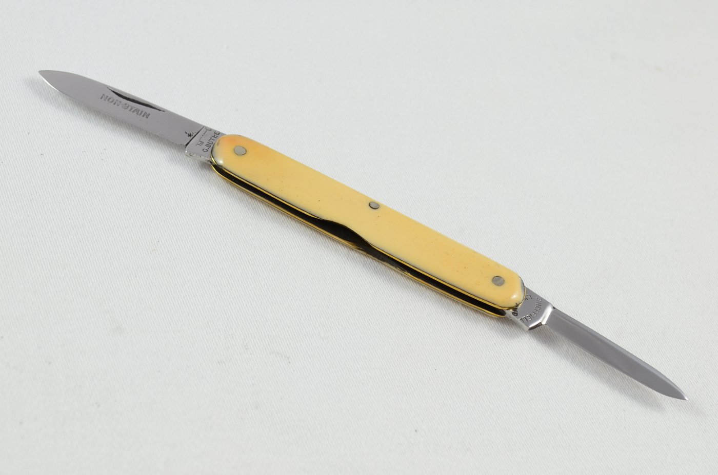 George Butler Sheffield Plastic Faux Ivory Handled Pen Knife c.1920