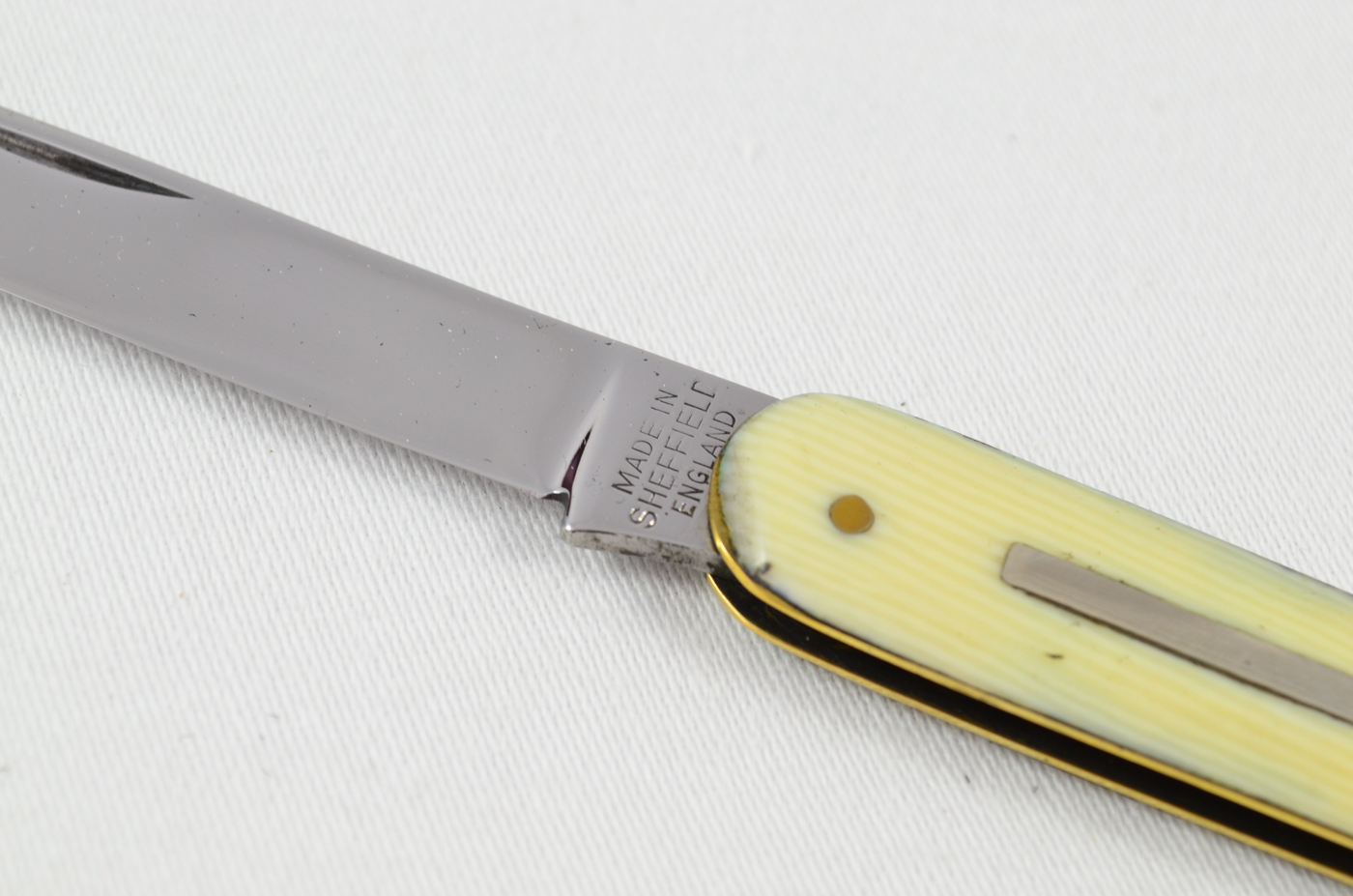 Sheffield, England Plastic Faux Ivory Handled Pen Knife - Image 3