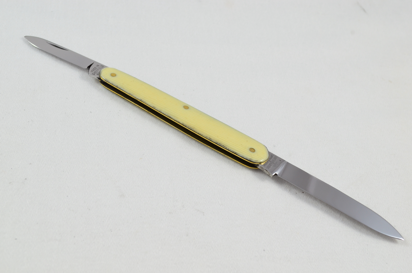 Sheffield, England Plastic Faux Ivory Handled Pen Knife - Image 5