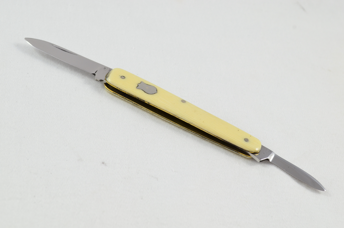 Sheffield, England Plastic Imitation Ivory Handled Pen Knife