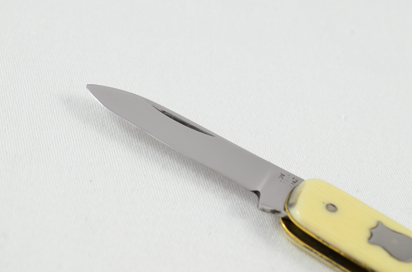 Sheffield, England Plastic Imitation Ivory Handled Pen Knife - Image 2