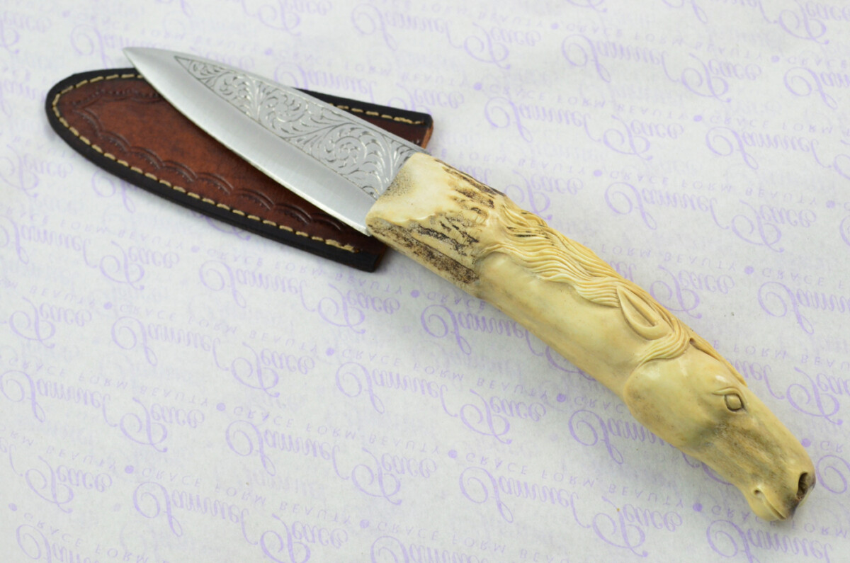 Astonishing Bespoke Hand Carved Horse Stag Horn Antler Handle Sgian Dubh Hand Engraved Blade Sheffield England - Image 2