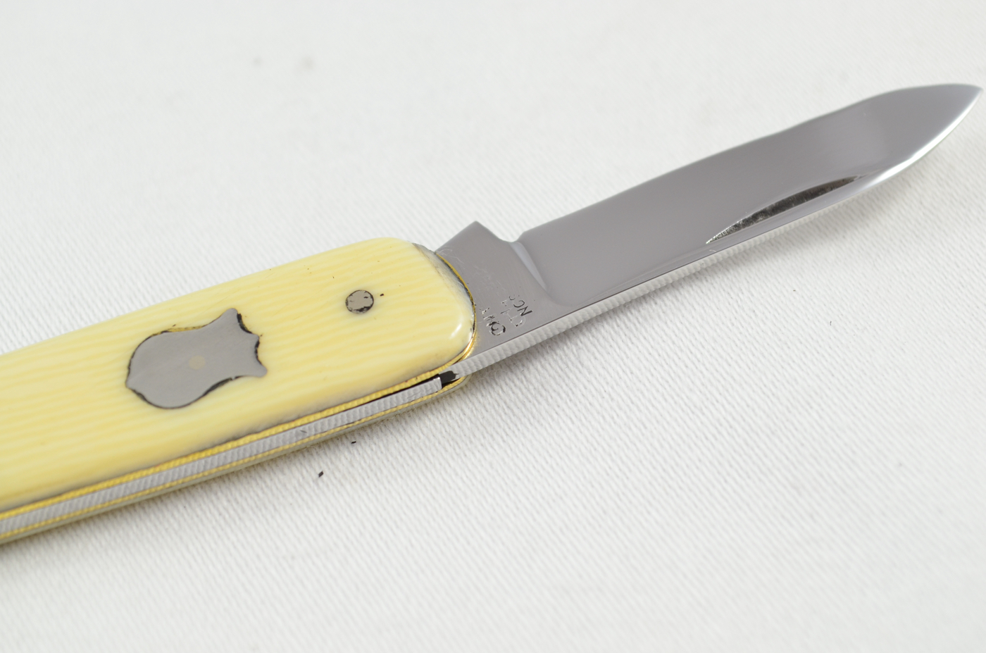 Sheffield, England Plastic Imitation Ivory Handled Pen Knife - Image 5