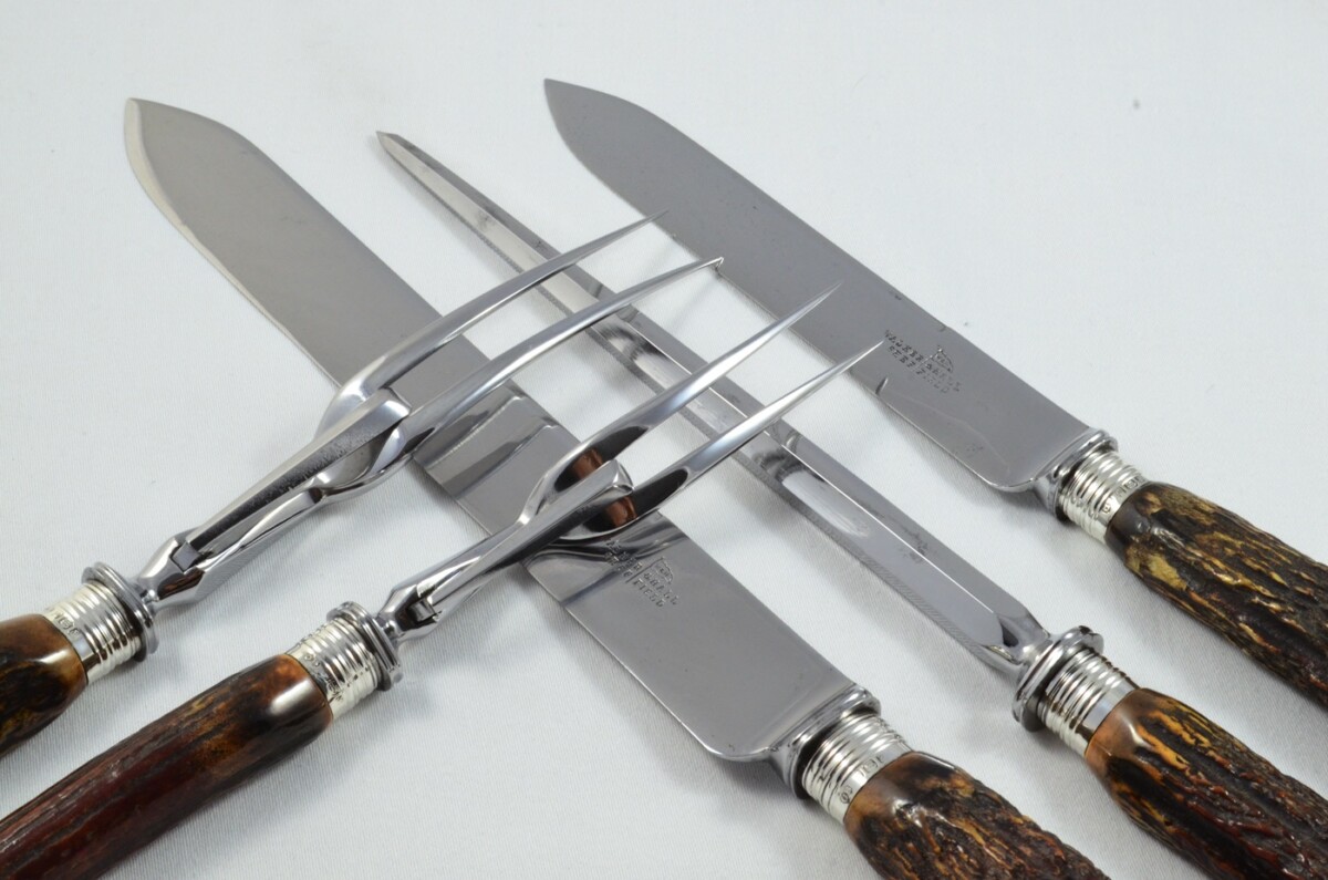 Astonishing Walker & Hall Sheffield 5 Piece Sambar Stag Handled Solid Silver Capped and Ferruled Carving Set 1891 - Image 4