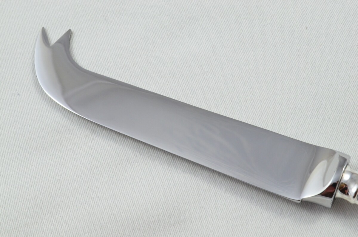 Antique Sheffield Sterling Silver Handled Cheese Knife Rutland Pattern 1923 - Image 4