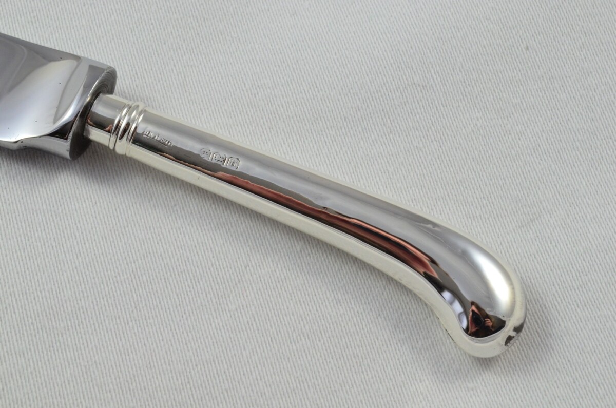 Antique Sheffield Sterling Silver Handled Cheese Knife Plain Pistol Pattern 1919 - Image 3