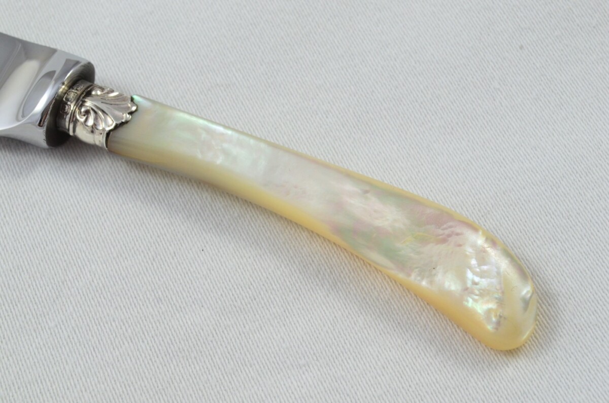 Antique Sheffield Mother of Pearl Handled Cheese Knife Pistol Shape 1914 - Image 3