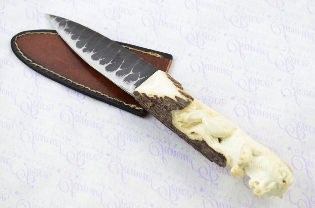 Amazing Bespoke Hand Carved Lion Stag Horn Antler Handle Sgian Dubh Hand Forged Carbon 01 Tool Steel Blade Sheffield England - Image 2