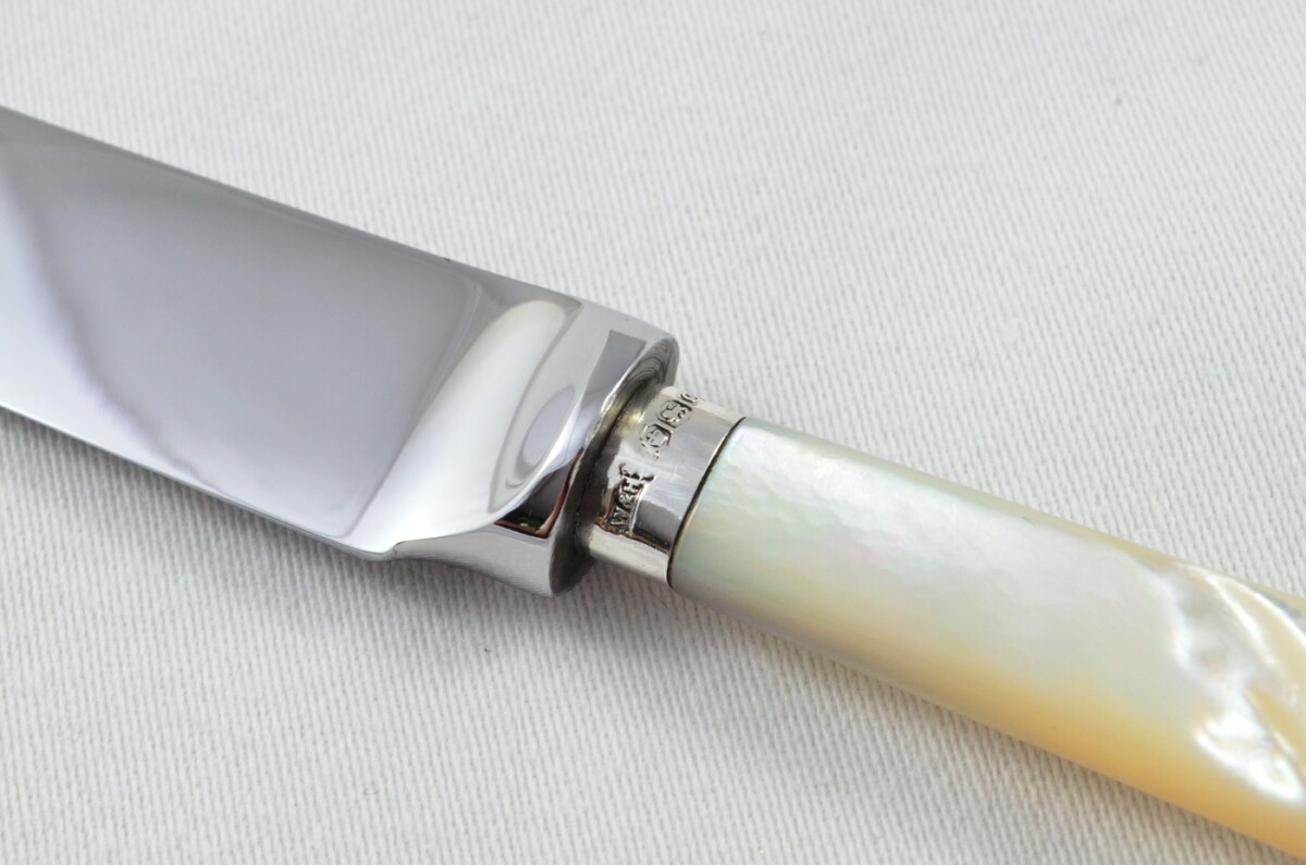 Walker & Hall Antique Sheffield Mother of Pearl Handled Cheese Knife 1920 - Image 4