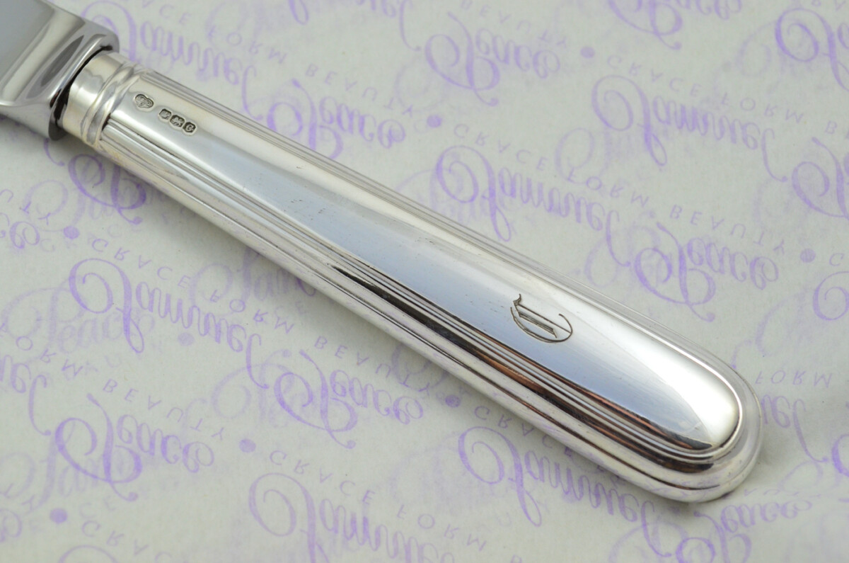 Old English Thread Pattern Sterling Silver Handled Wedding Cake Knife Gift Boxed 1945 - Image 3