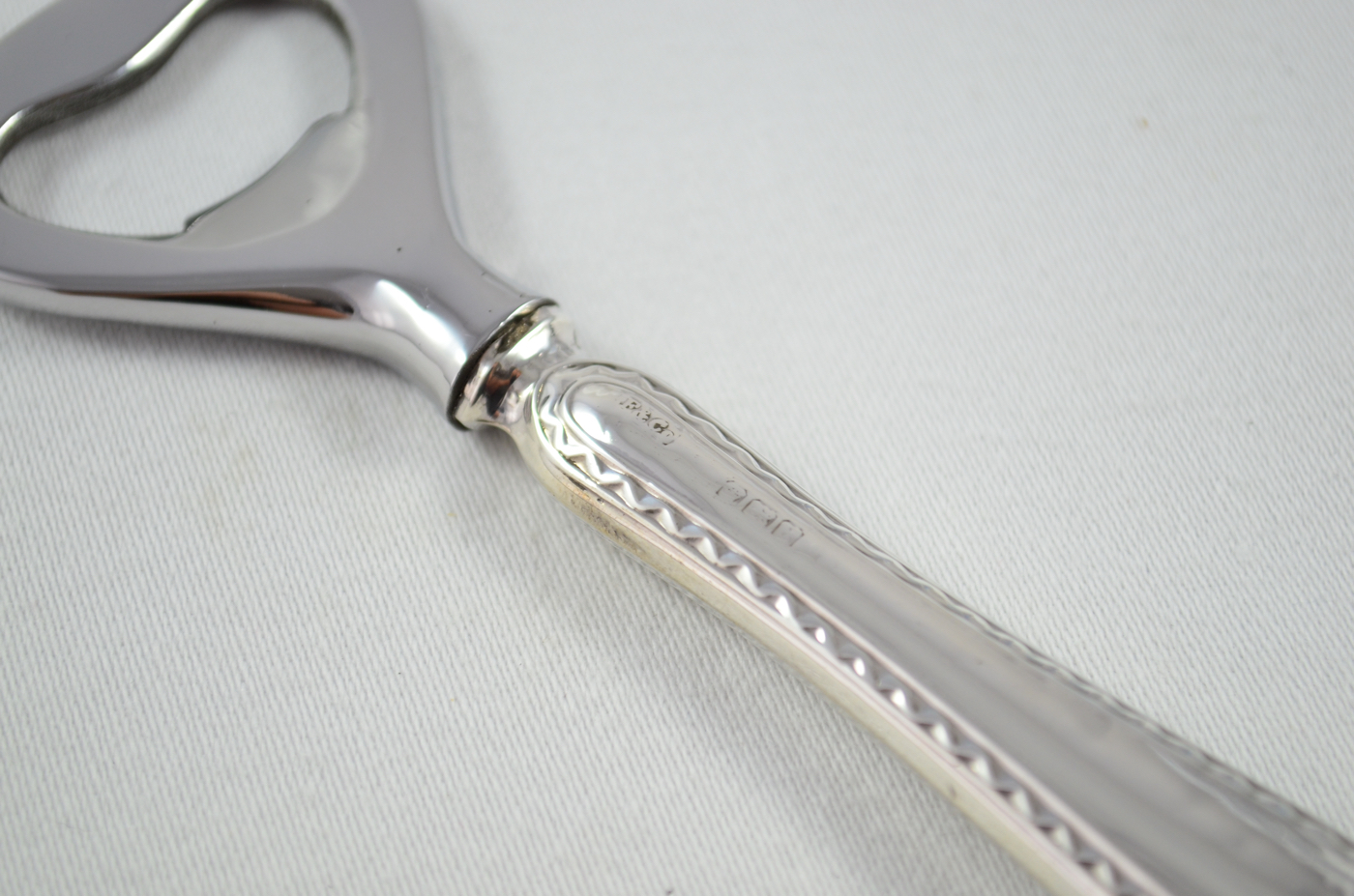 Boxed Cooper Bros Feather Edge Pattern Sterling Silver Bottle Opener Sheffield 1918 - Image 4
