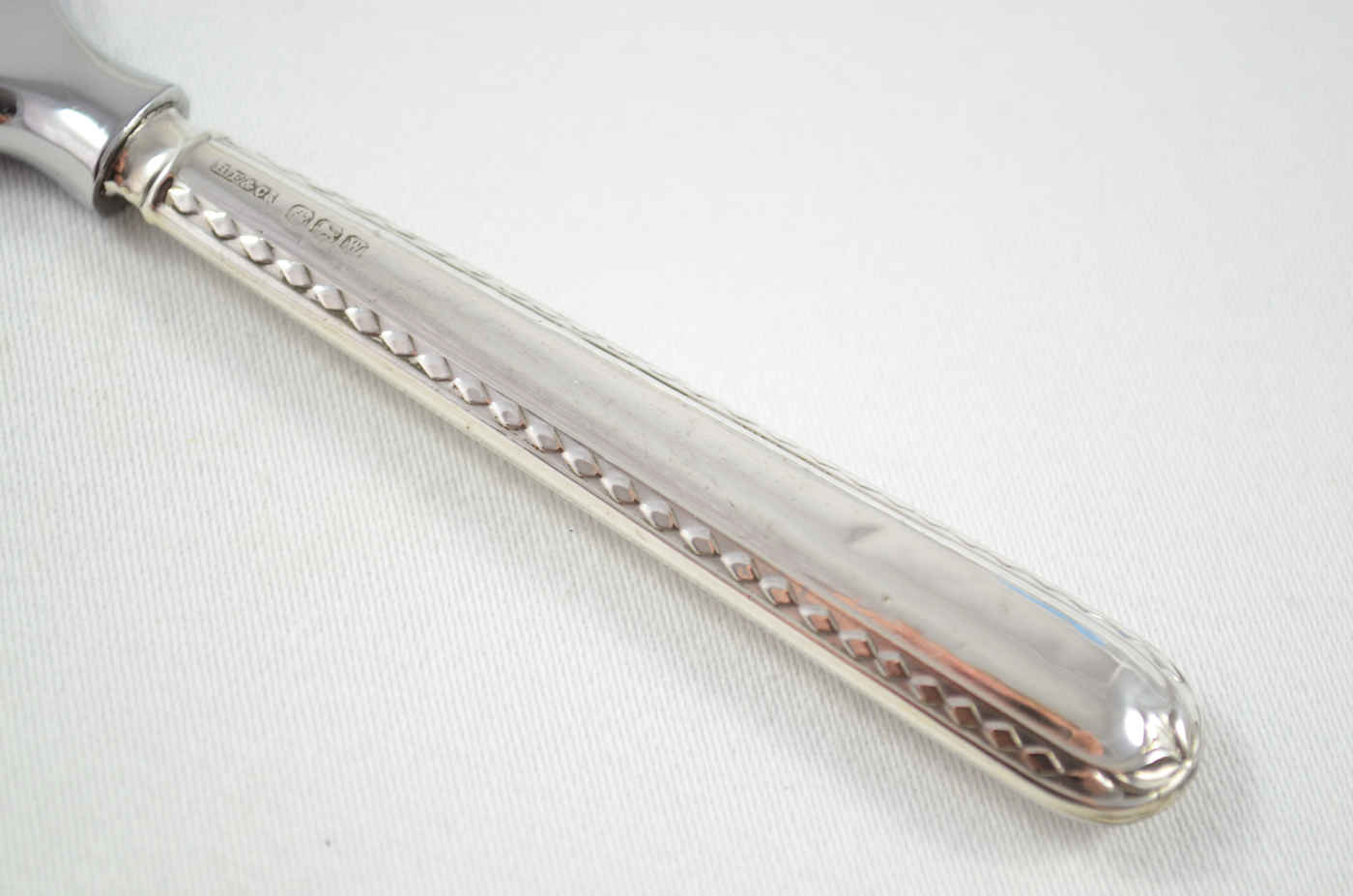 Boxed Harrison Fisher & Co Feather Edge Pattern Sterling Silver Bottle Opener Sheffield 1939 - Image 3