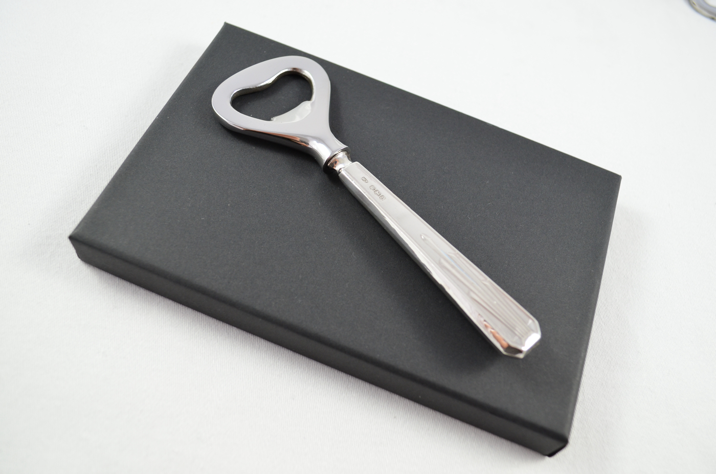 Boxed John Biggin Decco Pattern Sterling Silver Bottle Opener Sheffield 1918