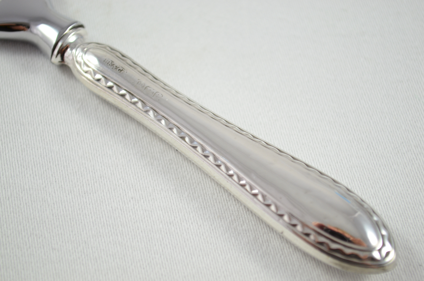 Boxed Harrison Fisher & Co Feather Edge Pattern Sterling Silver Bottle Opener Sheffield 1909 - Image 3