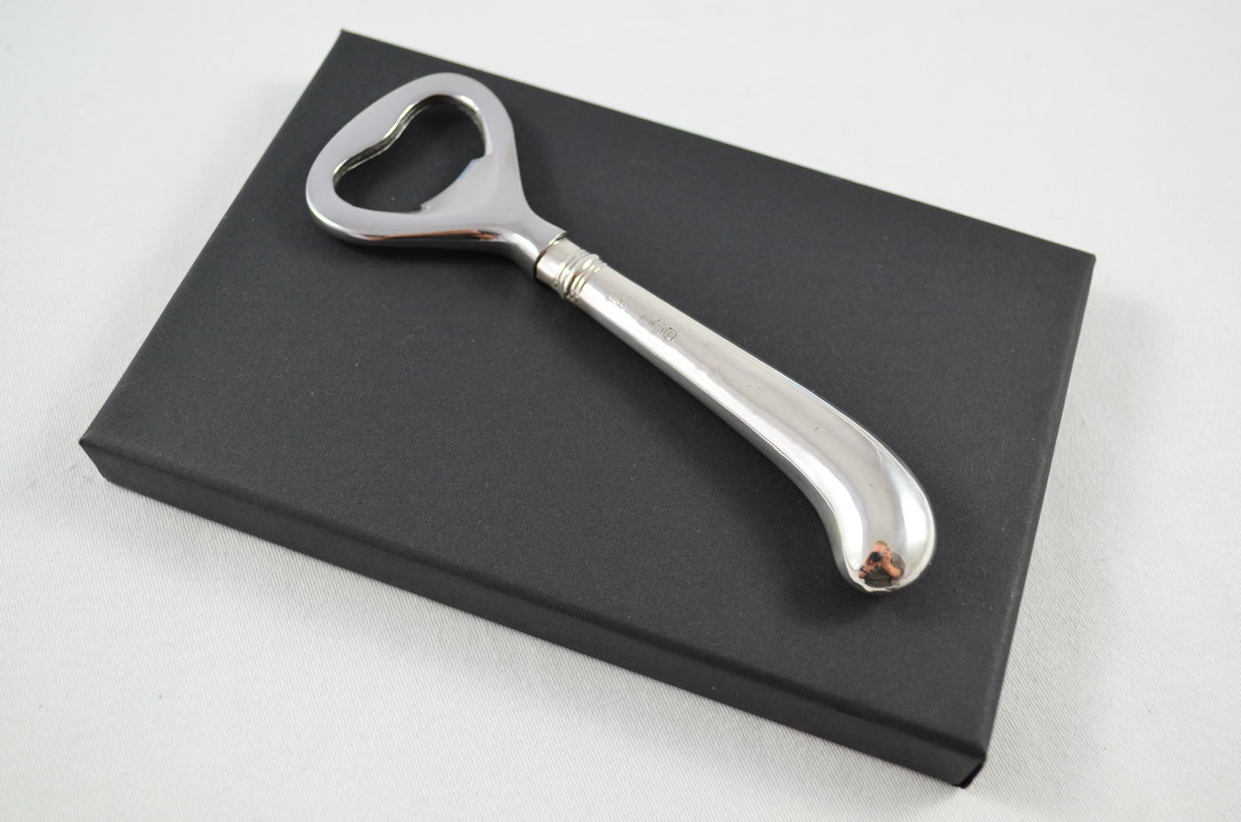 Boxed Cooper Bros Plain Pistol Pattern Sterling Silver Bottle Opener Sheffield 1918