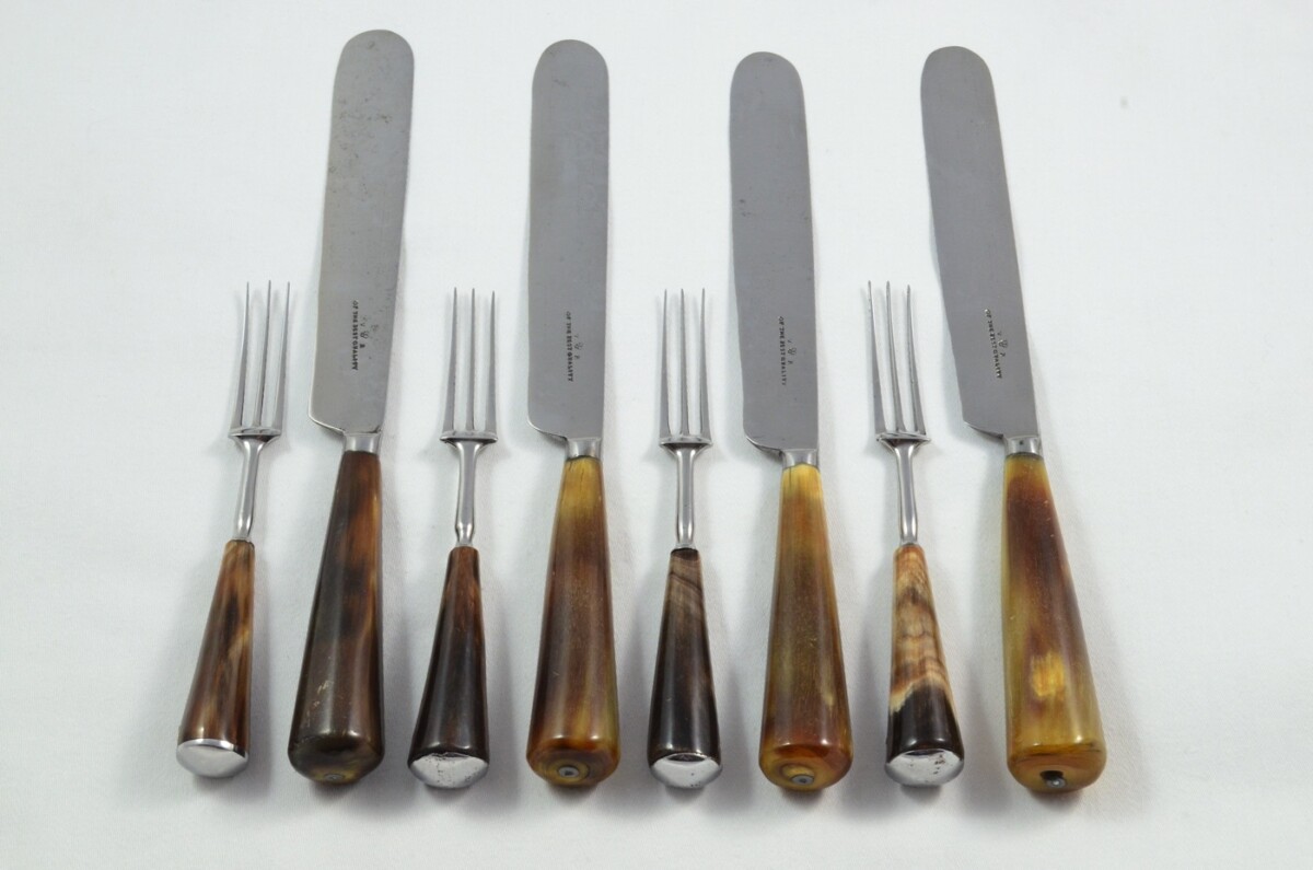 Beautiful Victorian Sheffield 4 Pairs of Water Buffalo Handled Table Knives and Forks