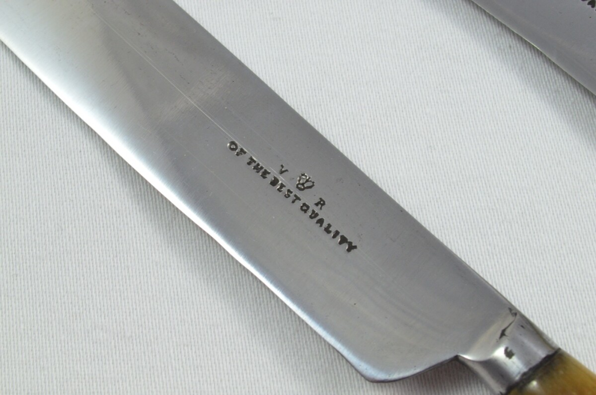 Beautiful Victorian Sheffield 4 Pairs of Water Buffalo Handled Table Knives and Forks - Image 3