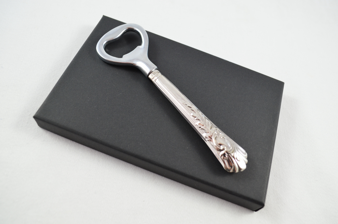 Boxed John Yates Laurel Pattern Sterling Silver Bottle Opener Sheffield 1929