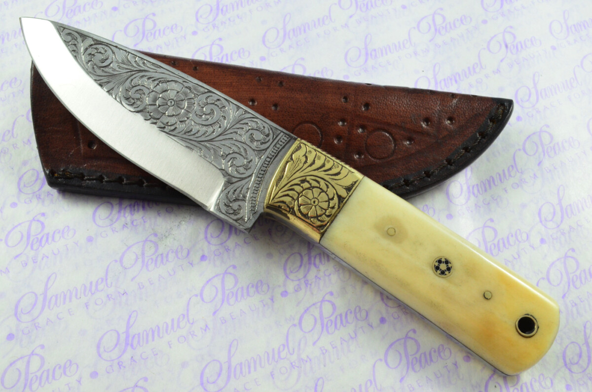 New Fantastic Hand Engraved Carbon 01 Tool Steel Hunting/Bowie Knife Camel Bone Scales Unbelievable Piece Pristine inc Leather Sheath