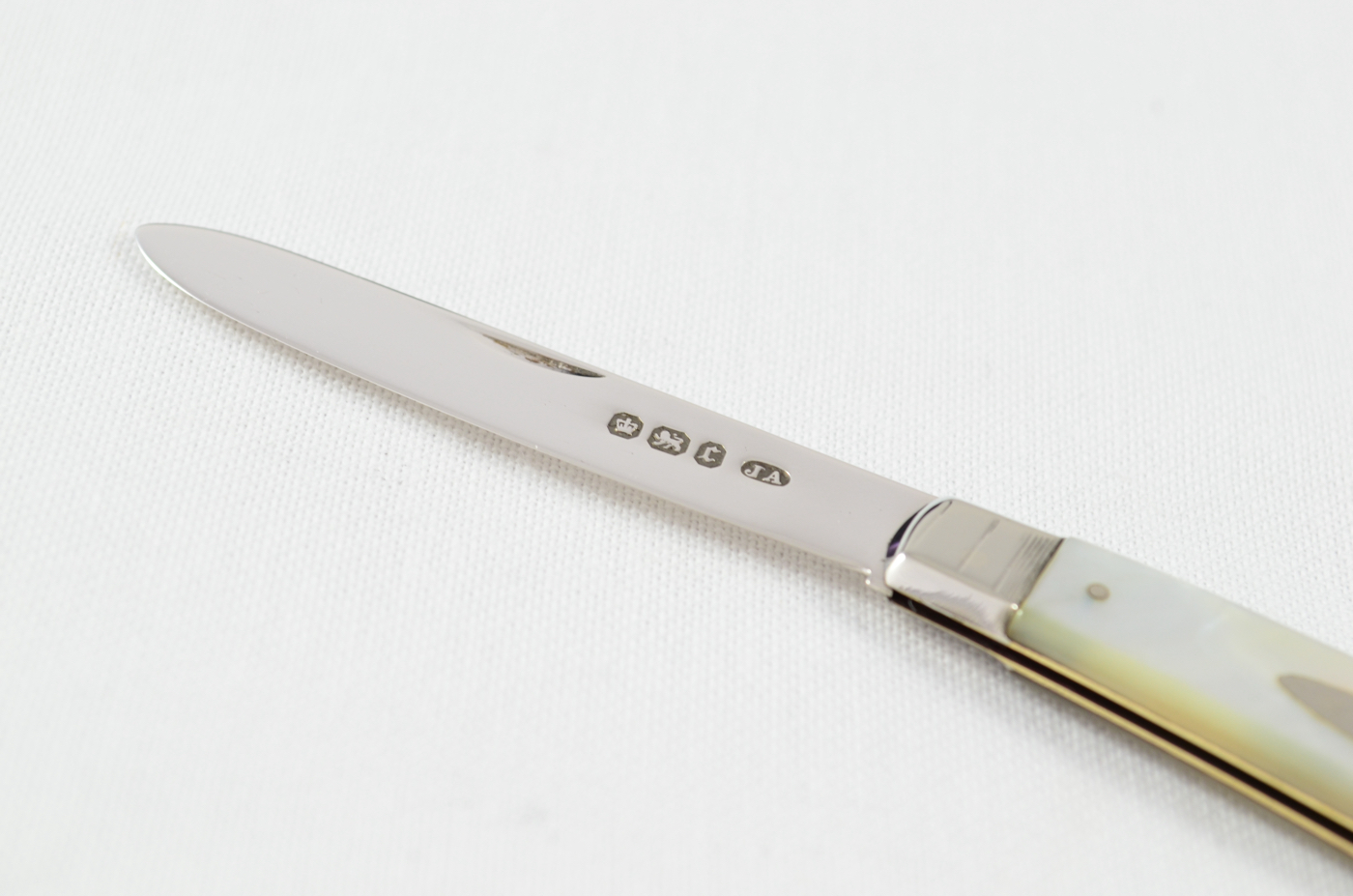 Fabulous Silver Bladed Mother of Pearl Handled Pen Knife J. Adams Sheffield 1909 - Image 2