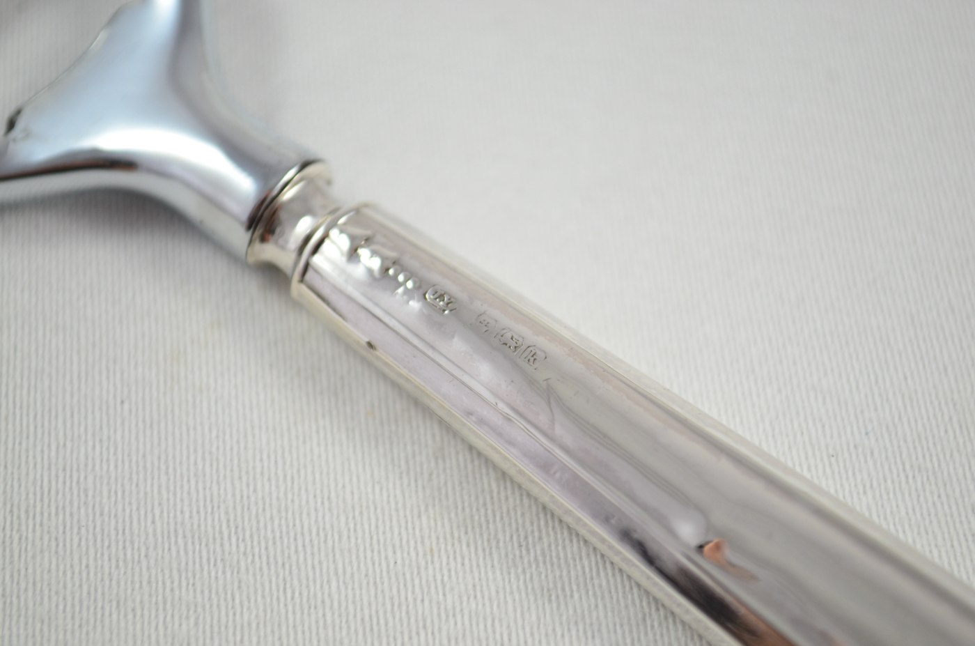 Boxed John Yates Chessington Pattern Sterling Silver Bottle Opener Sheffield 1927 - Image 4