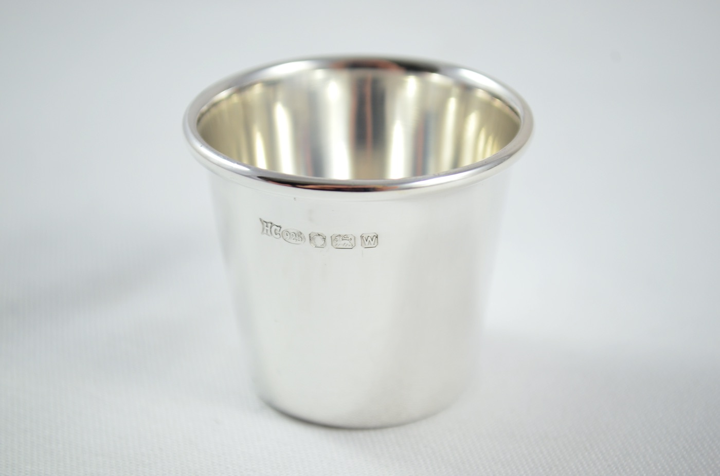A Pair of Sterling Silver Nips Cup Shooting Cup Shot Vessel Hallmarked 2020 - Image 2