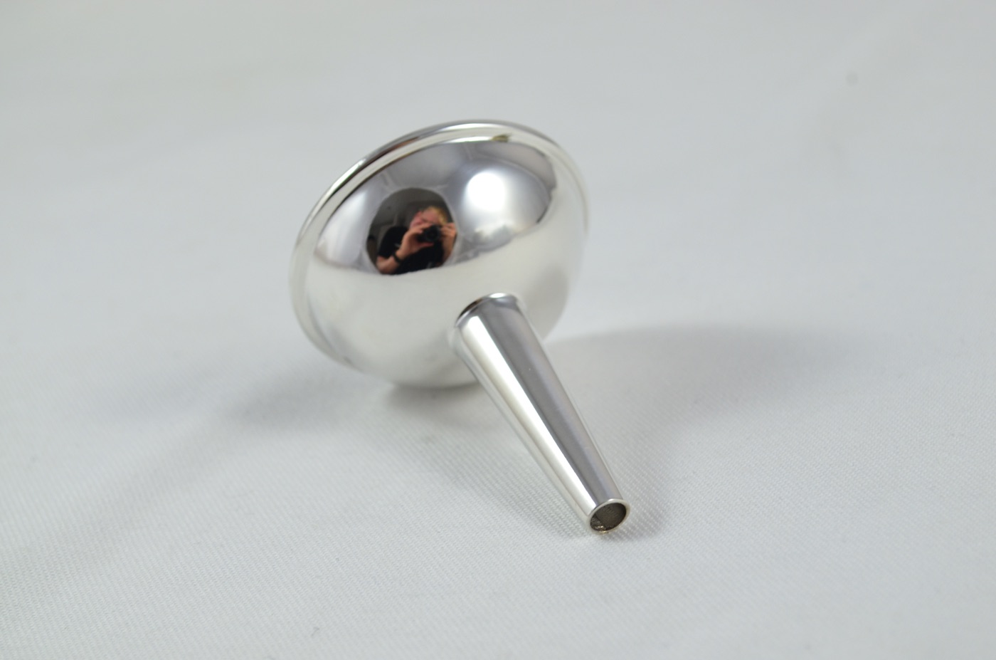 A Sterling Silver Hip Flask Funnel Hallmarked 2025 Sheffield England - Image 4