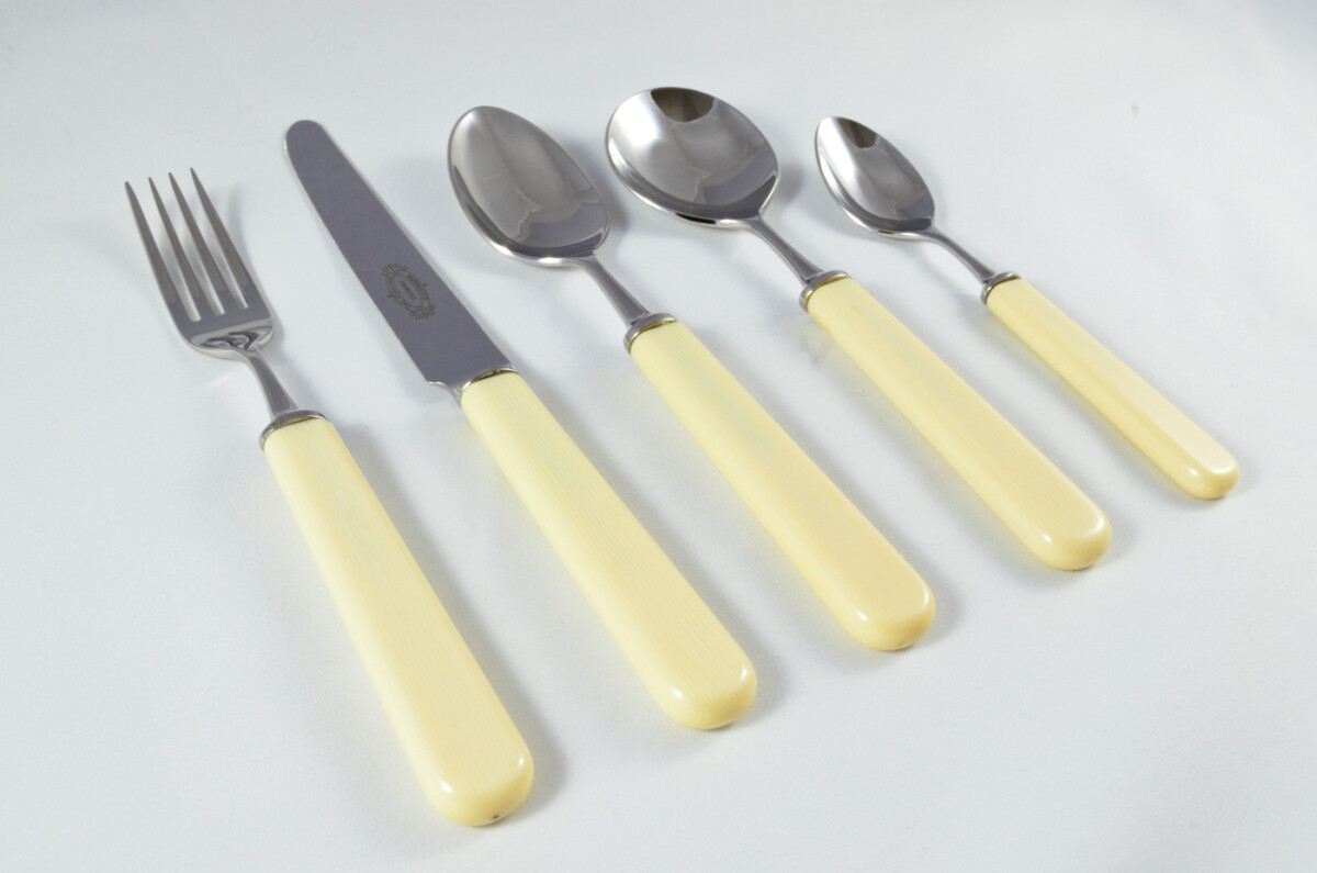 New Fantastic Genuine Cream Handle 5 Piece Place Setting Mirror Finish Made In Sheffield England - Image 3