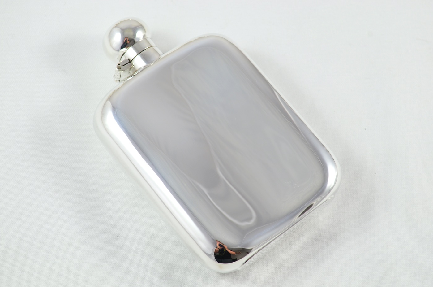 A Sterling Silver Square Hip Flask 8oz Bayonet Top Hallmarked 2023 - Image 5