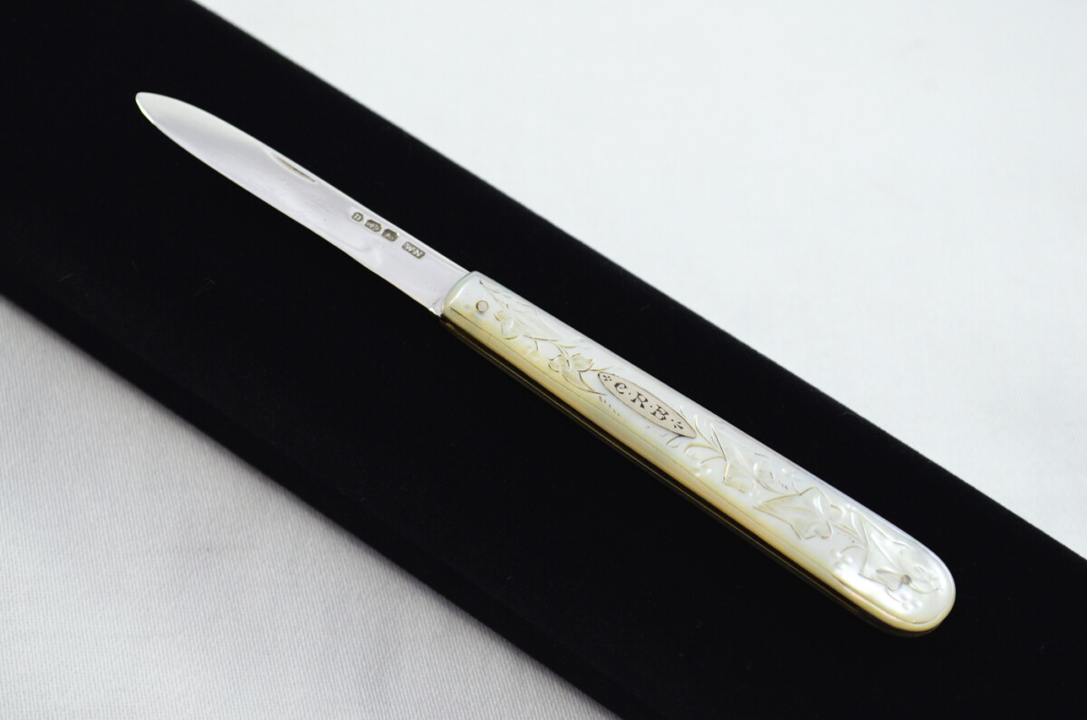 Birmingham William Neale Silver Bladed Mother Of Pearl Scaled Pen/Fruit Knife 1887
