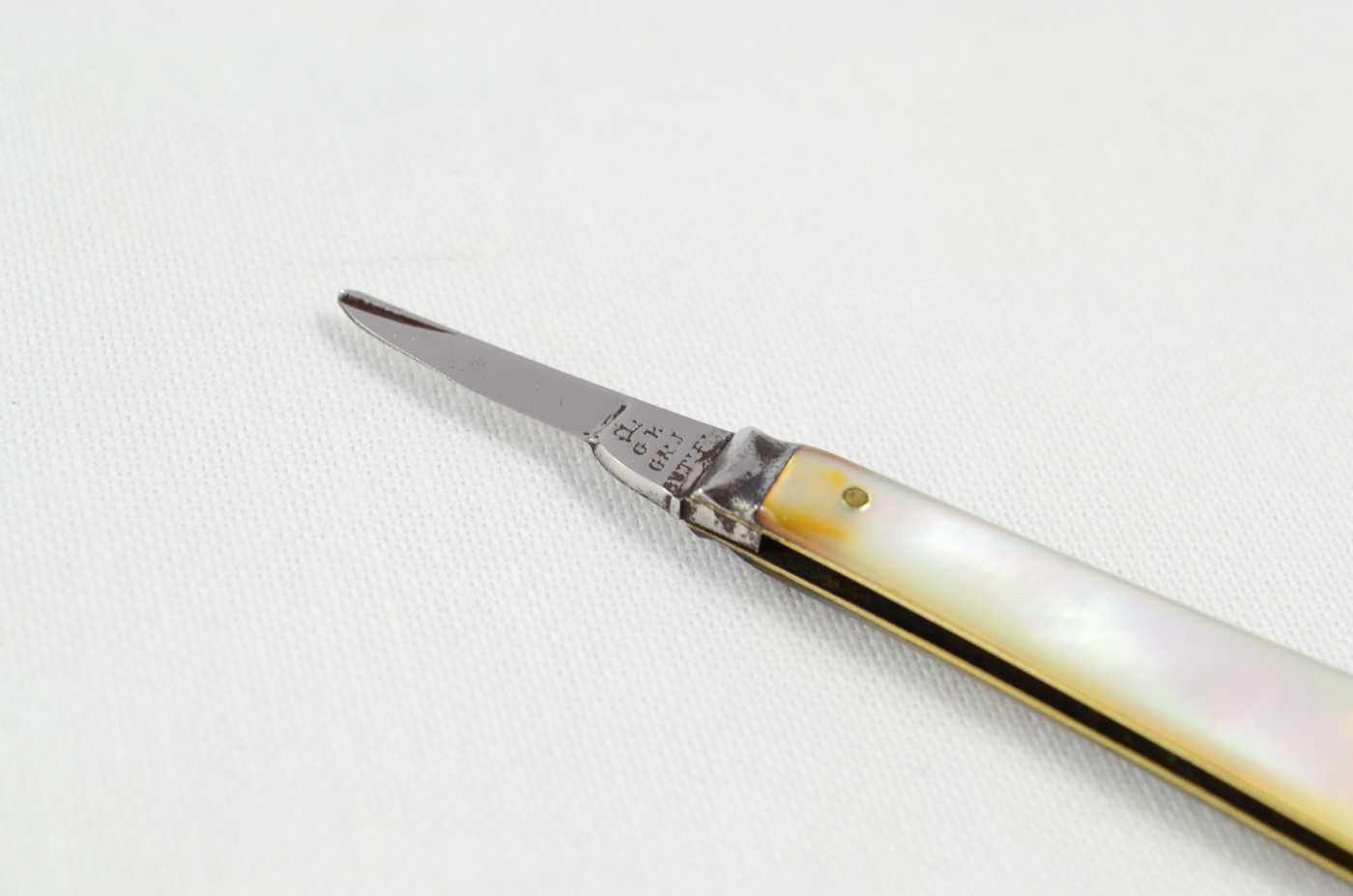 G&J Quill Knife With Mother Of Pearl Scales - Image 2