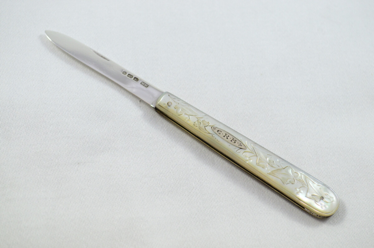 Birmingham William Neale Silver Bladed Mother Of Pearl Scaled Pen/Fruit Knife 1887 - Image 2