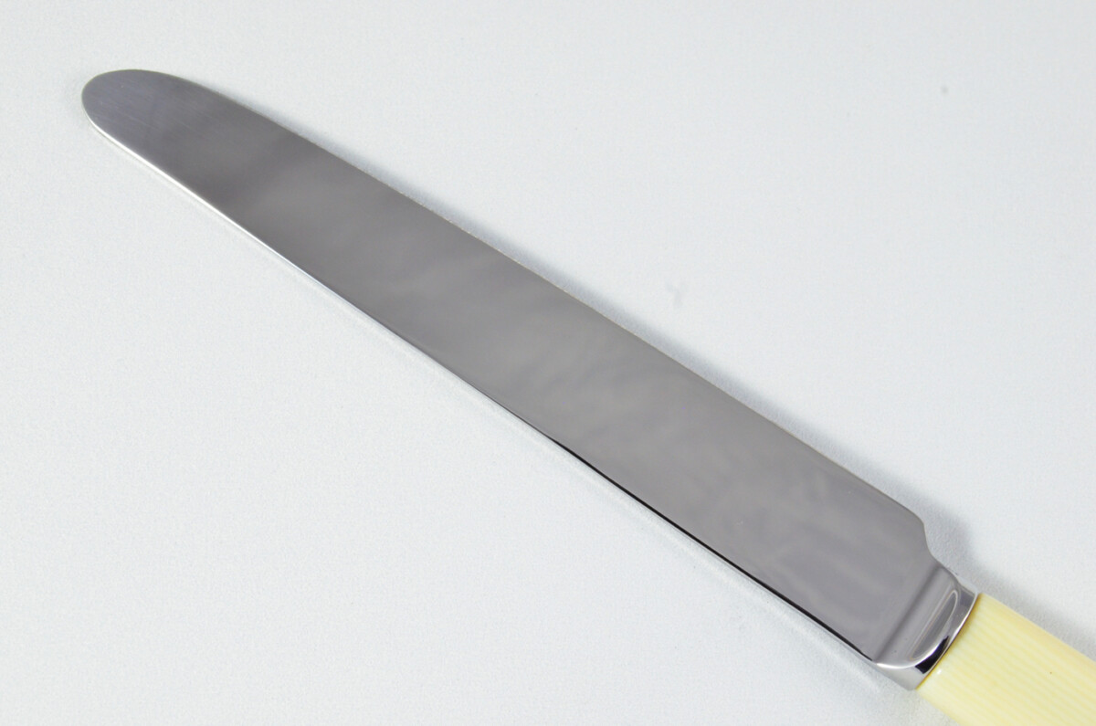 New Fantastic Genuine Cream Handle Dessert Knife Mirrored Finish Made In Sheffield England - Image 3
