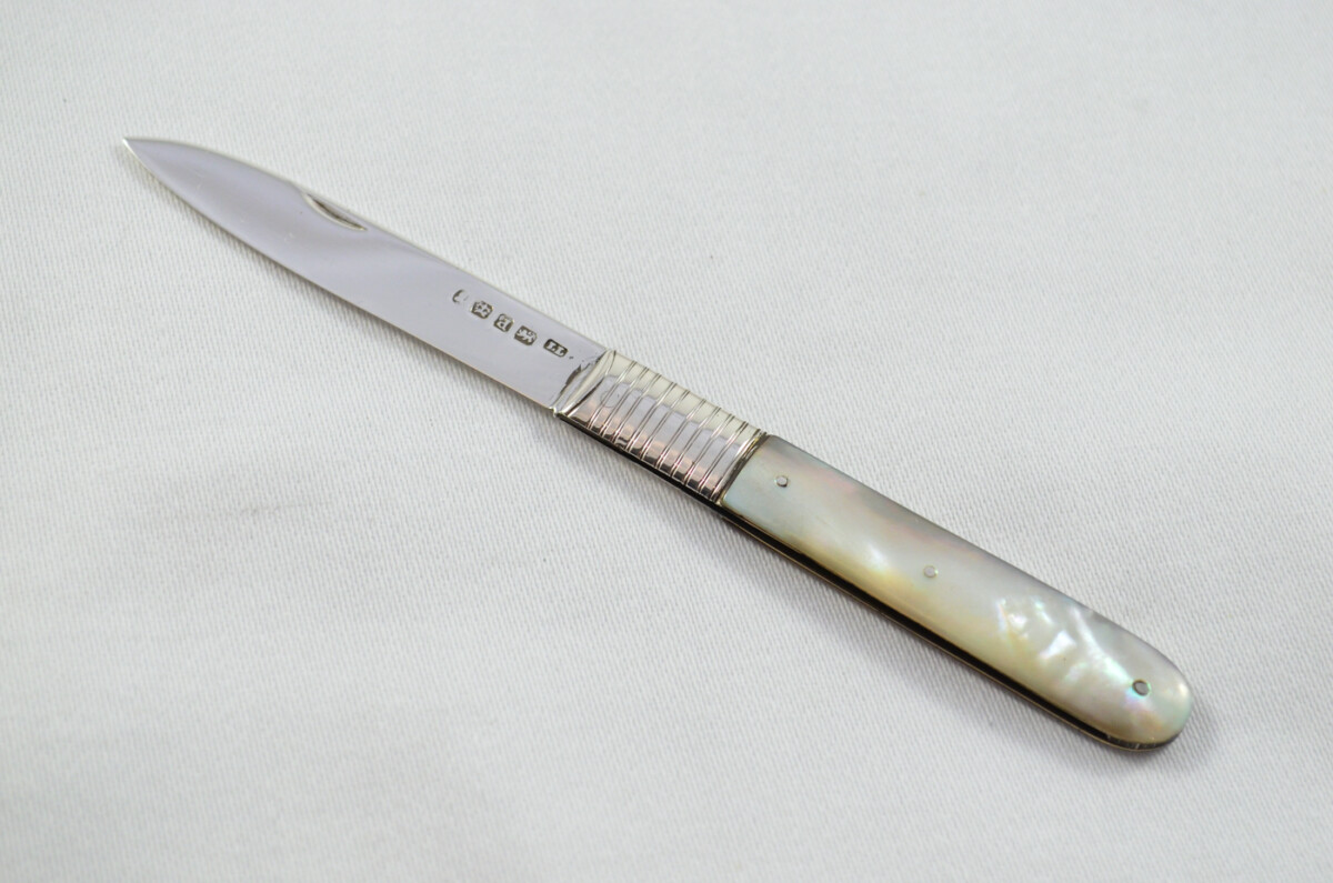 Sheffield Joseph Law Solid Silver Bladed Mother Of Pearl Scaled Pen/Fruit Knife 1827 - Image 2