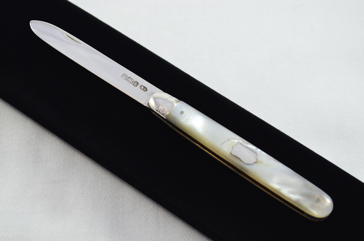 Sheffield Atkin Brothers Solid Silver Bladed Mother Of Pearl Scaled Pen/Fruit Knife 1902