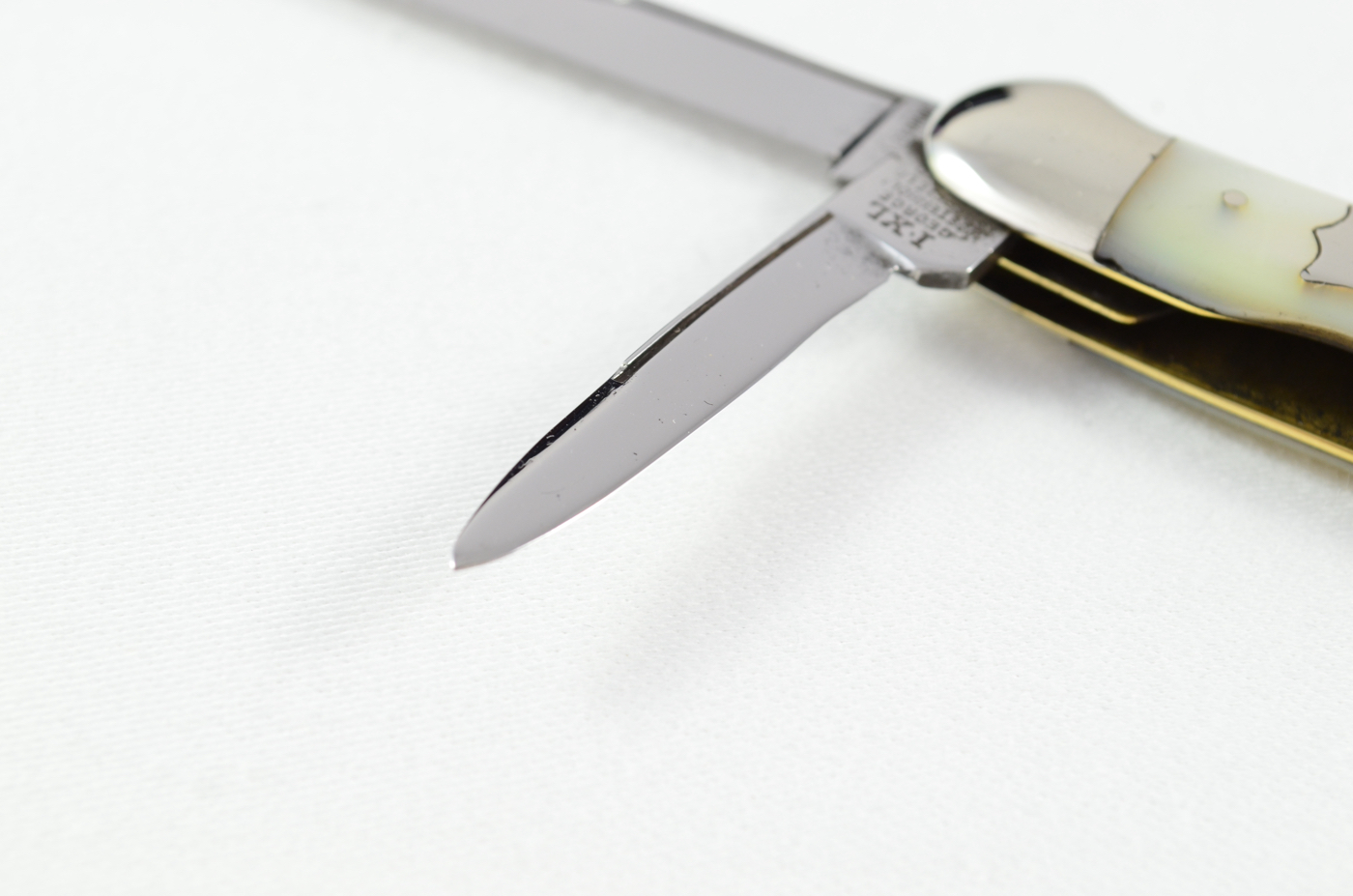IXL Wostenholme Mother of Pearl Handled Champagne Knife Sheffield - Image 3