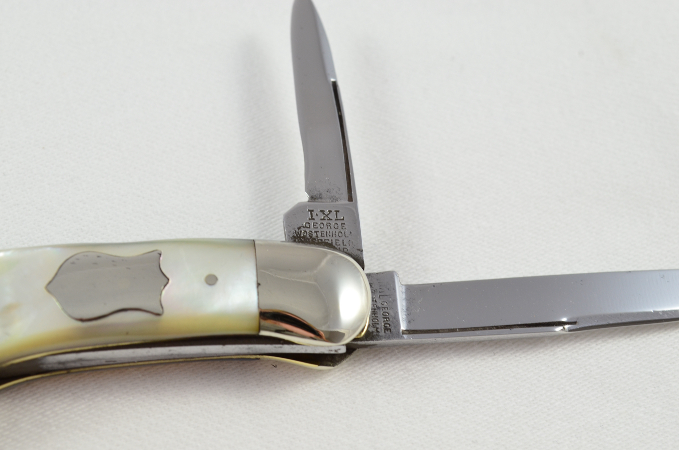 IXL Wostenholme Mother of Pearl Handled Champagne Knife Sheffield - Image 7