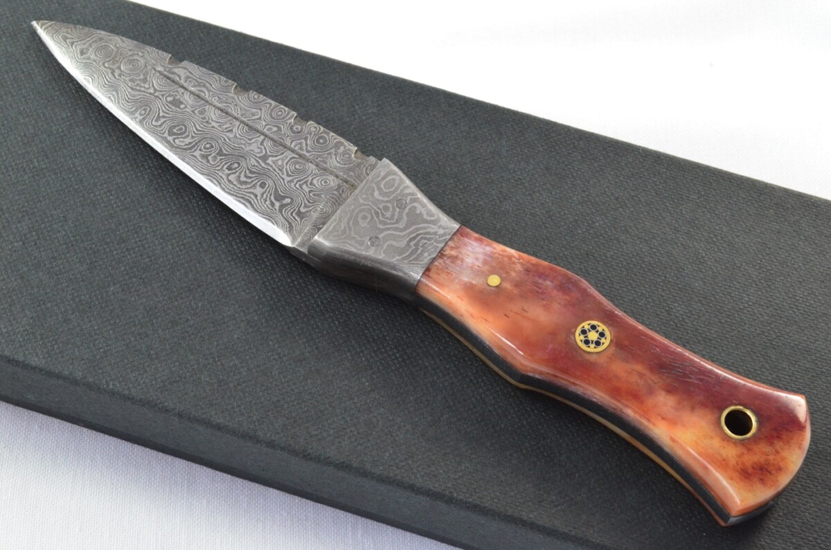 Unique New Genuine Damascus Steel Bespoke Full Tang Camel Bone Handle Sheffield Sgian Dubh with Leather Sheath Gift Boxed