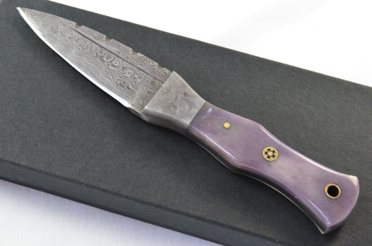 Unique New Genuine Damascus Steel Bespoke Full Tang Camel Bone Handle Sheffield Sgian Dubh with Leather Sheath Gift Boxed