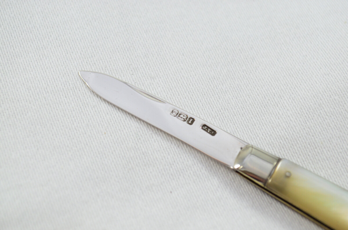 Sheffield John Yeomans Solid Silver Bladed Mother Of Pearl Scaled Pen/Fruit Knife 1903 - Image 3