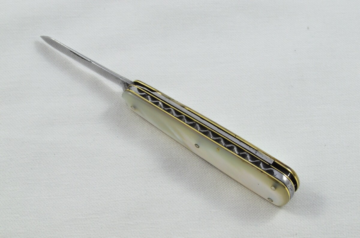Antique 4 Piece Hand Restored Mother Of Pearl Pen/Pocket Knife c1900 - Sheffield - Hibbert & Son - Image 2