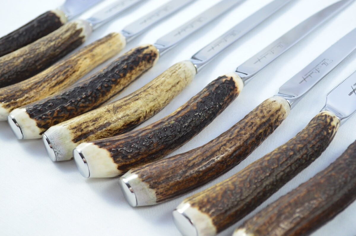 Buckingham Pattern - 12 Limited Edition Buckingham Pattern Genuine Stag/Antler Handle Steak Knives Made Sheffield England Cased - Image 11