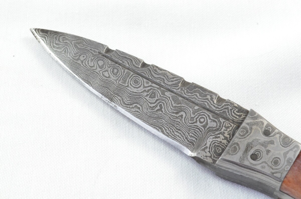 Unique New Genuine Damascus Steel Bespoke Full Tang Camel Bone Handle Sheffield Sgian Dubh with Leather Sheath Gift Boxed - Image 4