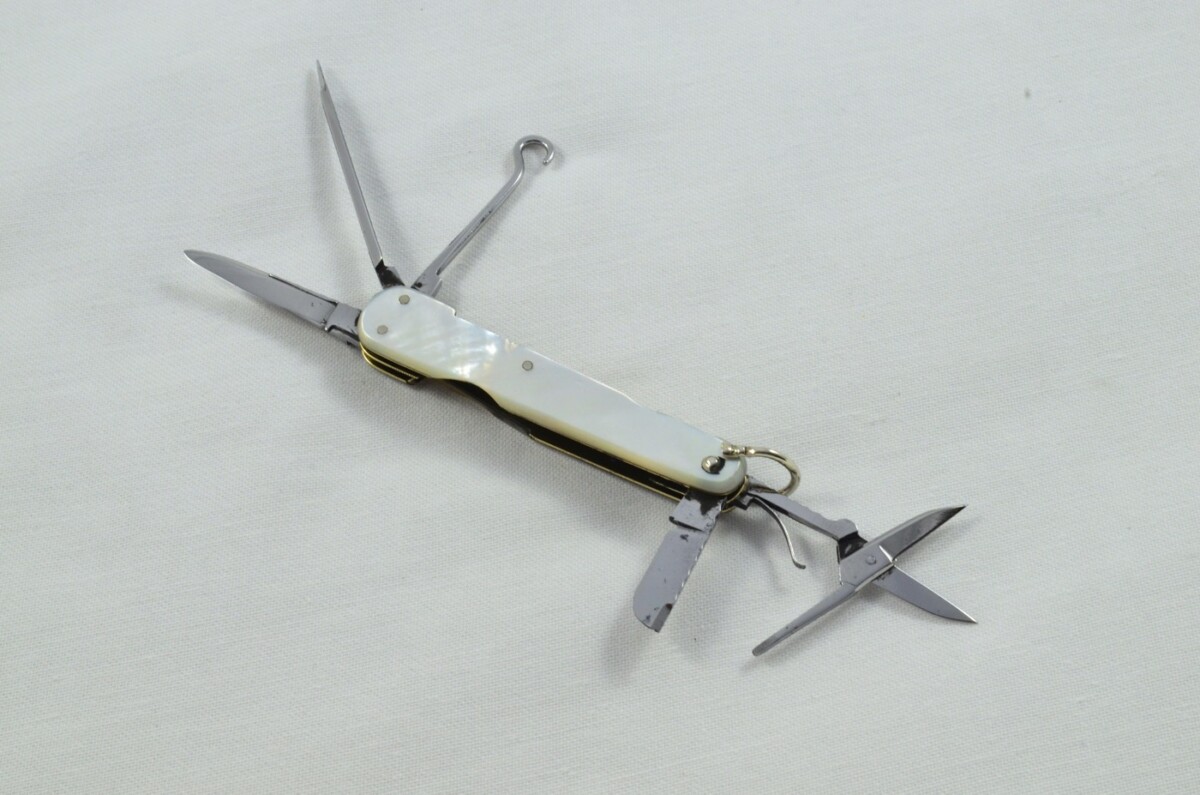 Antique 6 Piece Hand Restored Fancy Mother Of Pearl Pen/Pocket Knife c1880 - Sheffield - Joseph Westby - Image 3