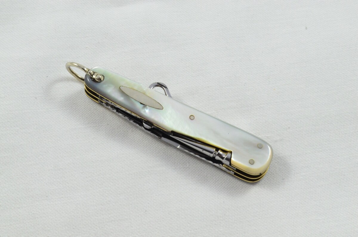 Antique 6 Piece Hand Restored Fancy Mother Of Pearl Pen/Pocket Knife c1880 - Sheffield - Joseph Westby - Image 2