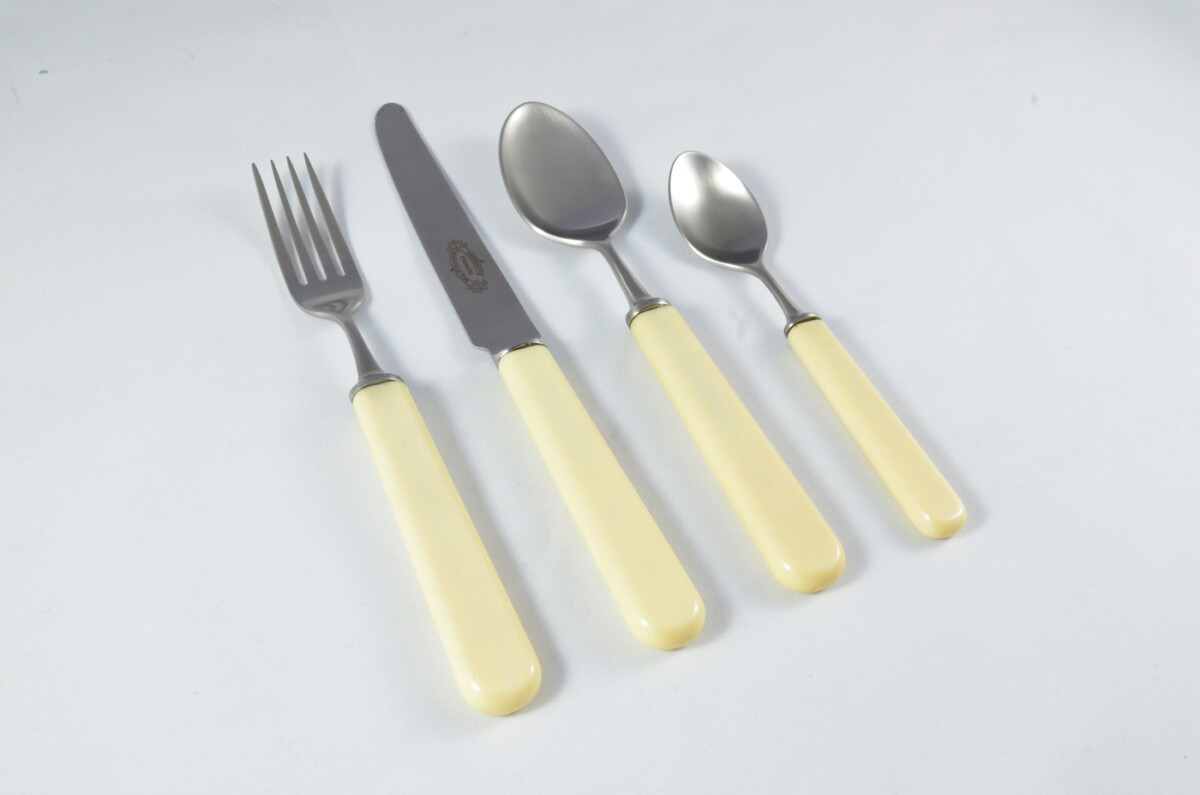 New Fantastic Genuine Cream Handle 4 Piece Place Setting Brushed Finish Made In Sheffield England - Image 3