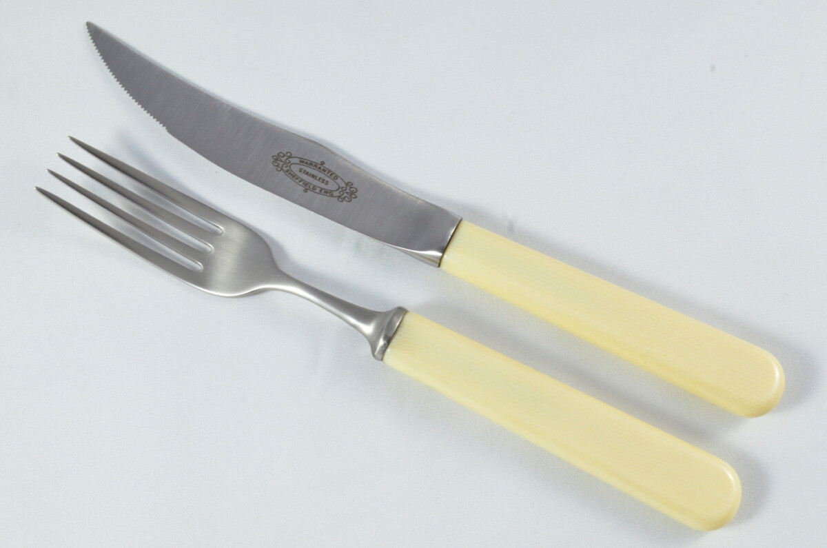 New Fantastic Genuine Cream Handle Steak Knife & Fork Brushed Finish Made In Sheffield England