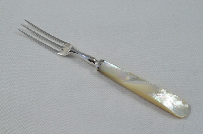 Solid Silver Antique Child Set - Mother of Pearl - Made in 1926 - Presentation Case - Image 4