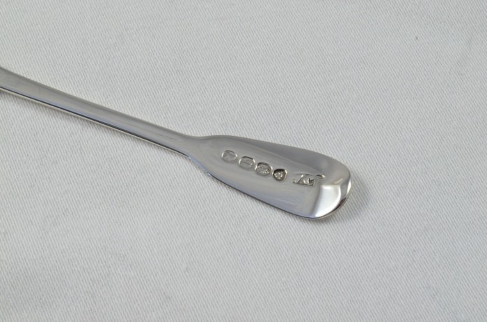 William Chawner London Solid Silver Antique Christening Spoon - Old English Fiddle Pattern - Made in 1831 - Presentation Case - Image 3