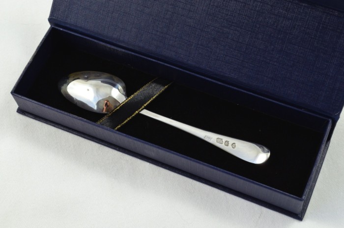 Bateman London Solid Silver Antique Christening Spoon - Old English Pattern - Made in 1800 - Presentation Case - Image 2